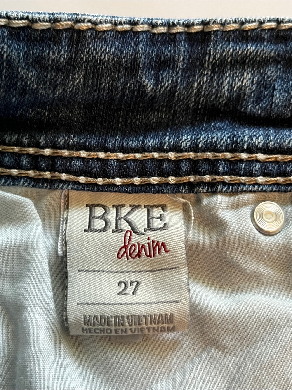 BKE Denim Payton Mid Rise Shorts Size 27 - Picture 11 of 16